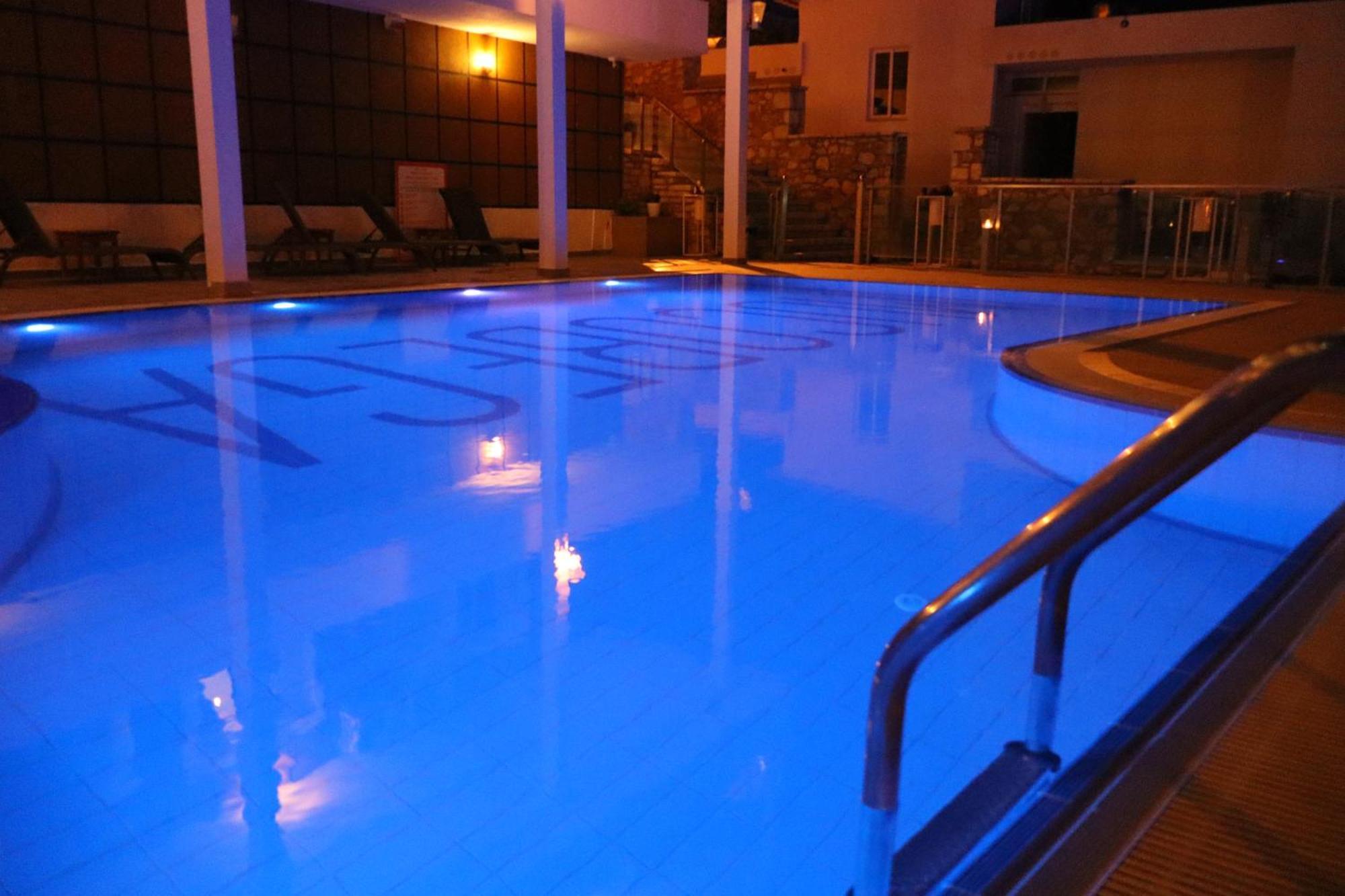 Mucobega Hotel 2 Саранда Екстер'єр фото